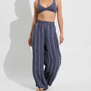 Left on Friday day trip nautical pants size sm - navy and white stripe